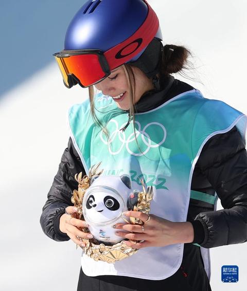 中国滑雪女运动员名单图片