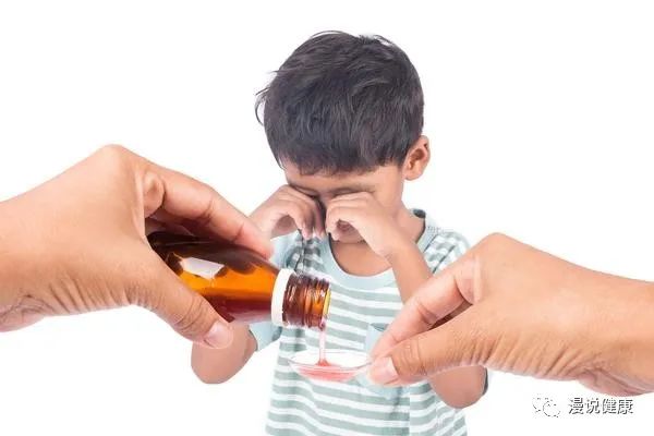 感染了新冠病毒，孩子发烧还咳嗽，什么样情况才需要就医处理？休闲区蓝鸢梦想 - Www.slyday.coM