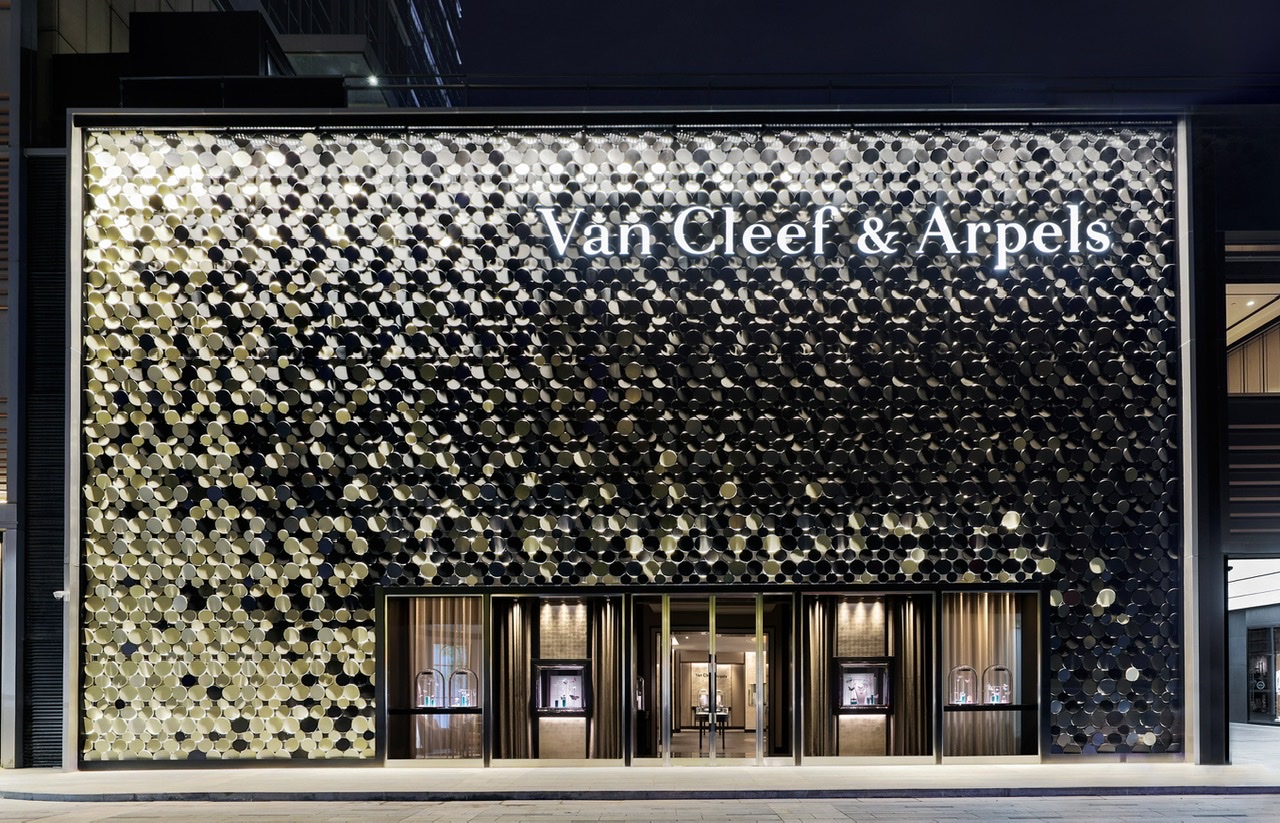 郑州和合肥新店即将开业,高级珠宝品牌梵克雅宝也在下沉|郑州市|品牌