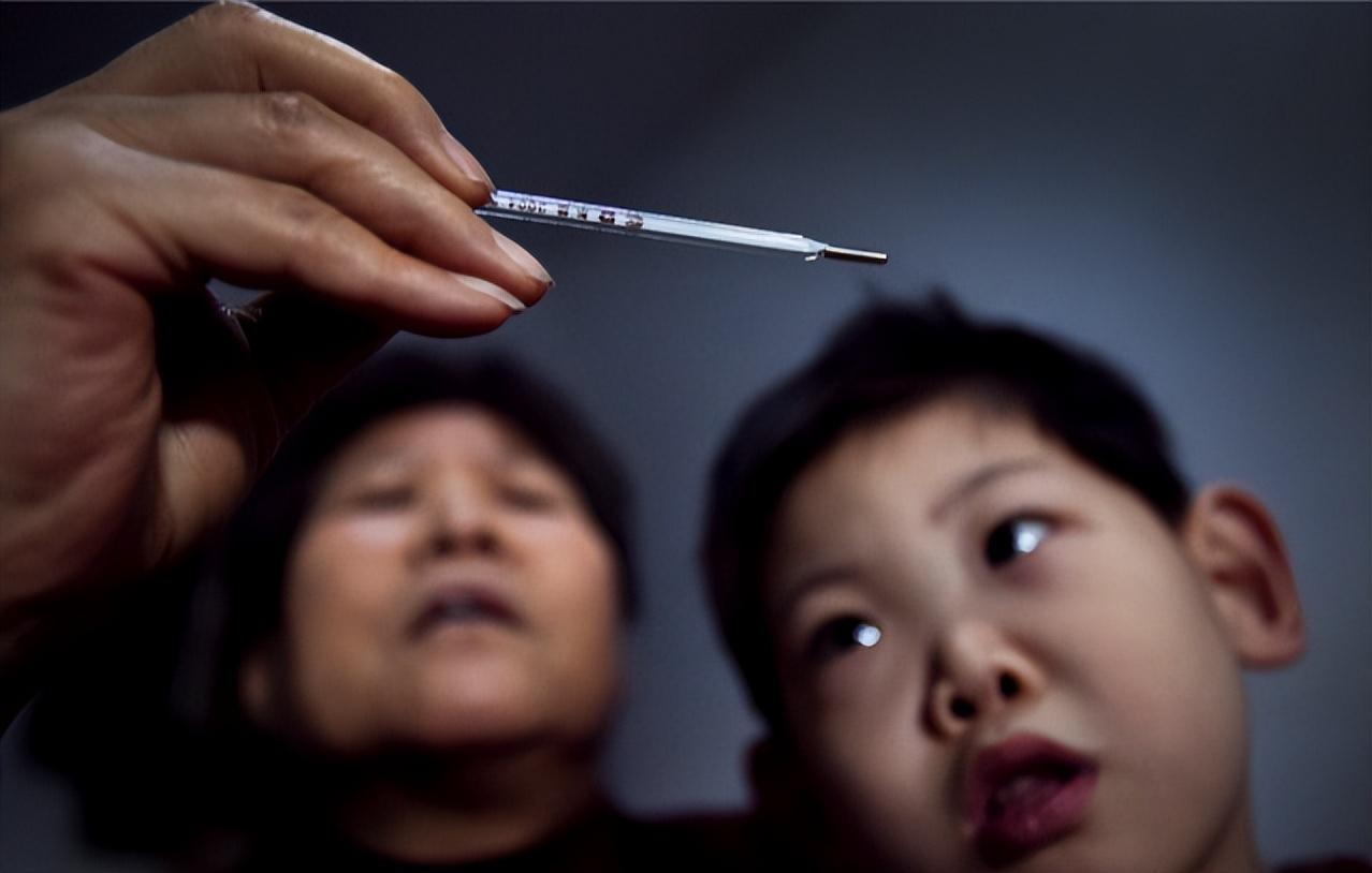 发烧烧到40度,严重吗?发烧后吃什么食物,身体恢复快?早做了解__财经头条