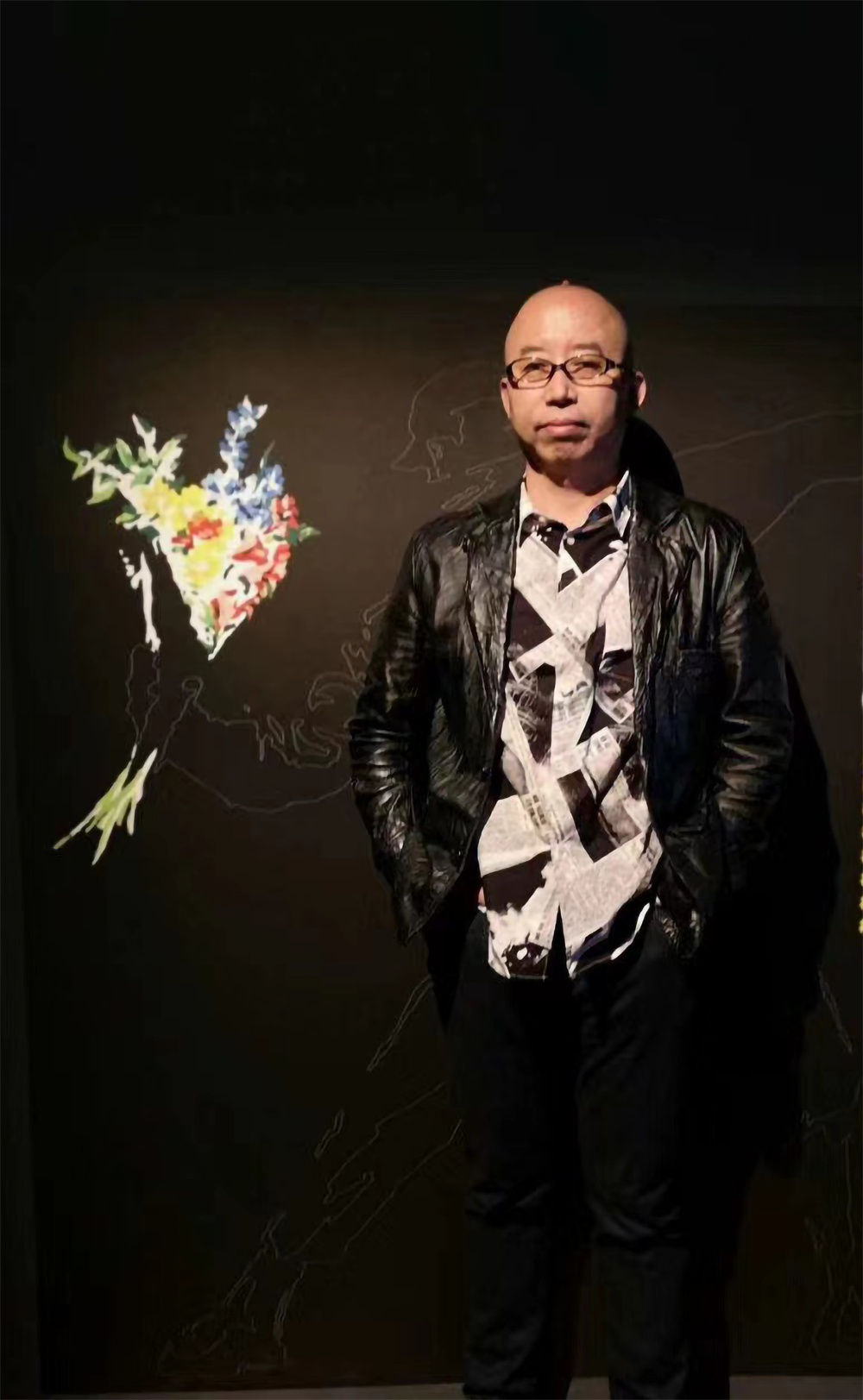 文化振兴人物杨佴旻:艺术创作与农民耕作异曲同工|杨佴旻|有花的街上|艺术家_新浪新闻
