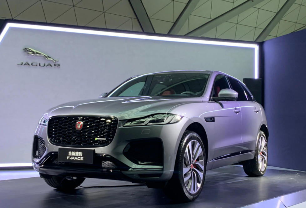 性能之王豪华轿跑suv全新捷豹fpace震撼来袭