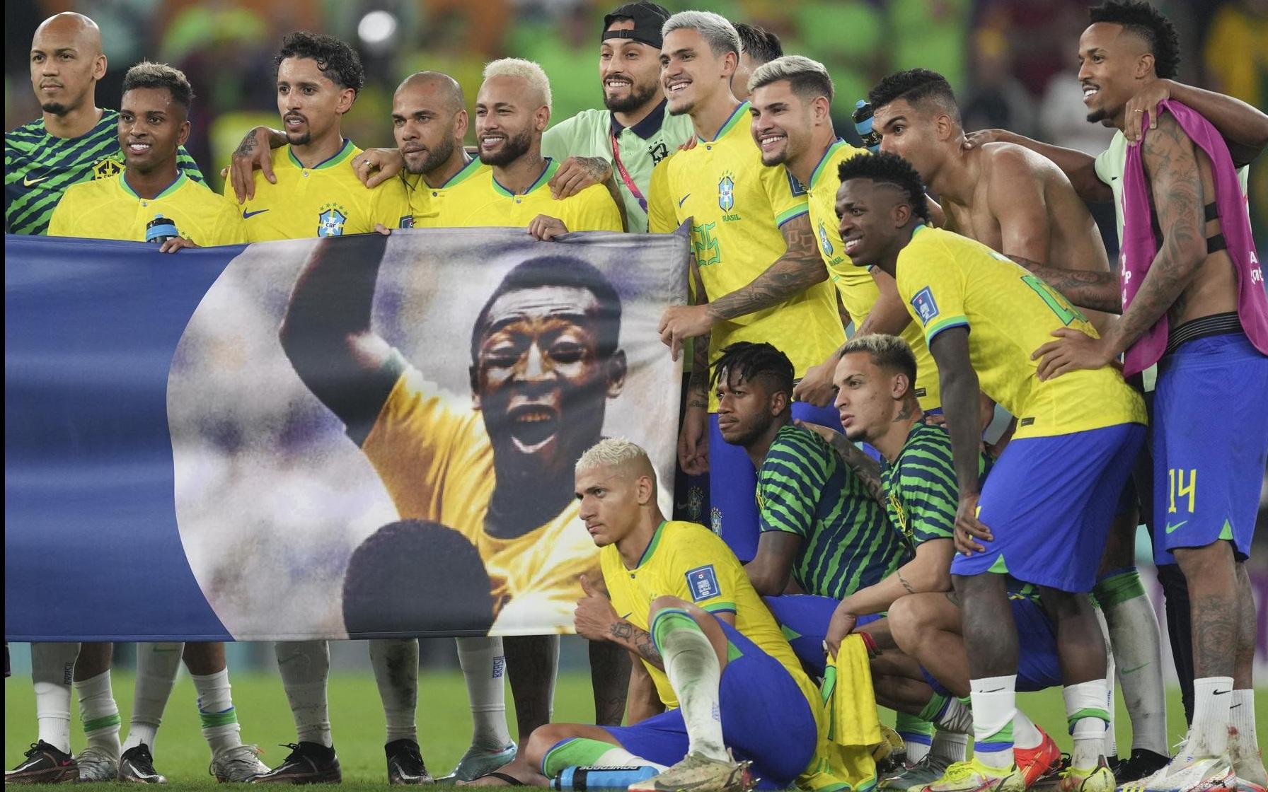 今天是巴西著名足球运动员卡卡的生日，祝男神生日快乐|卡卡|巴西|AC米兰_新浪新闻