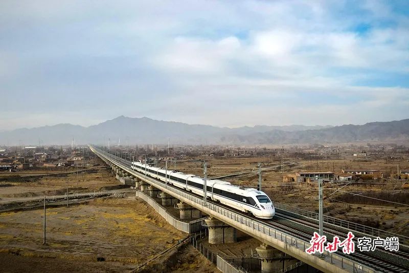 见证历史时刻银兰高铁中兰段甘肃段建成通车仪式侧记