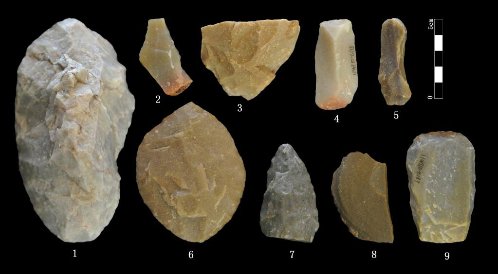 内蒙古鄂尔多斯市出土大量旧石器时代石器|鄂尔多斯市_新浪财经_新浪