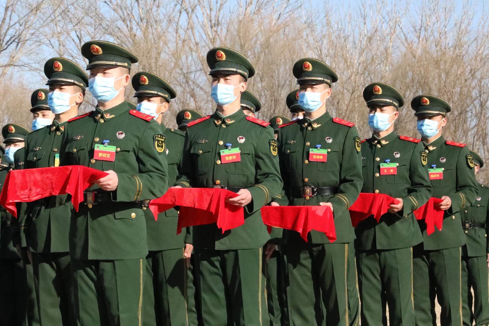 北京武警举行新兵授衔仪式|武警|北京市_新浪新闻