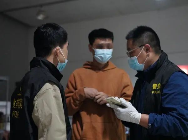 上海警方抓获！