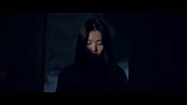 SBS公开金泰梨、吴政世主演惊悚题材韩剧《恶鬼》第一版预告……_新浪新闻
