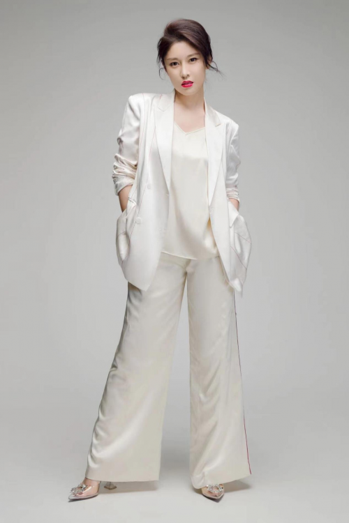 浦莎莎主演新剧《一双绣花鞋》优酷热播,新角色热度拉满-