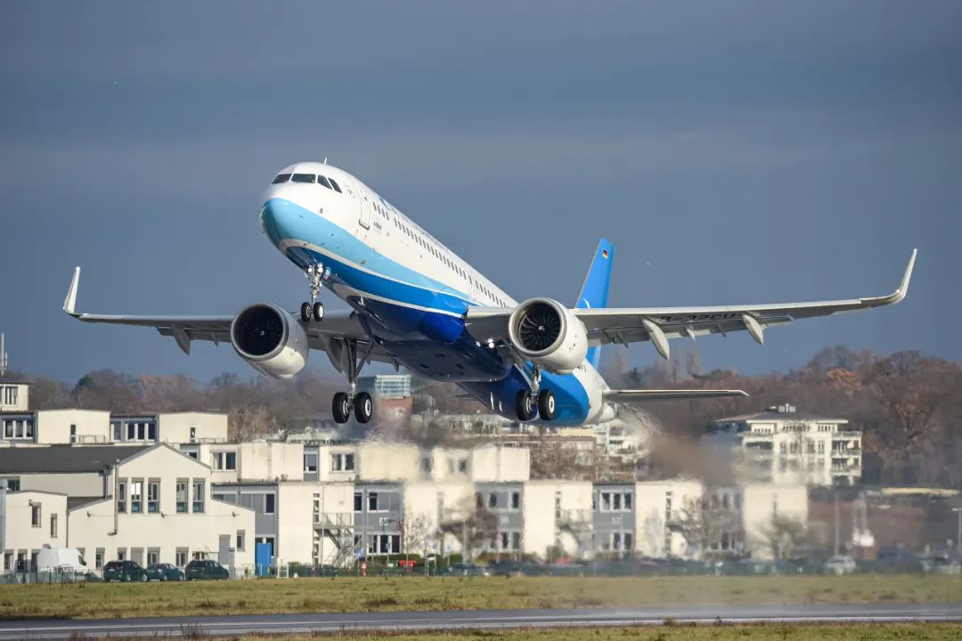 厦航首架空客A321neo飞机起飞（本文图片均由空客提供）