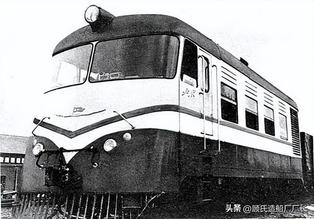 卫星飞天,东方飞红,青岛四方ny1"卫星"型液力内燃机车的故事|柴油机|