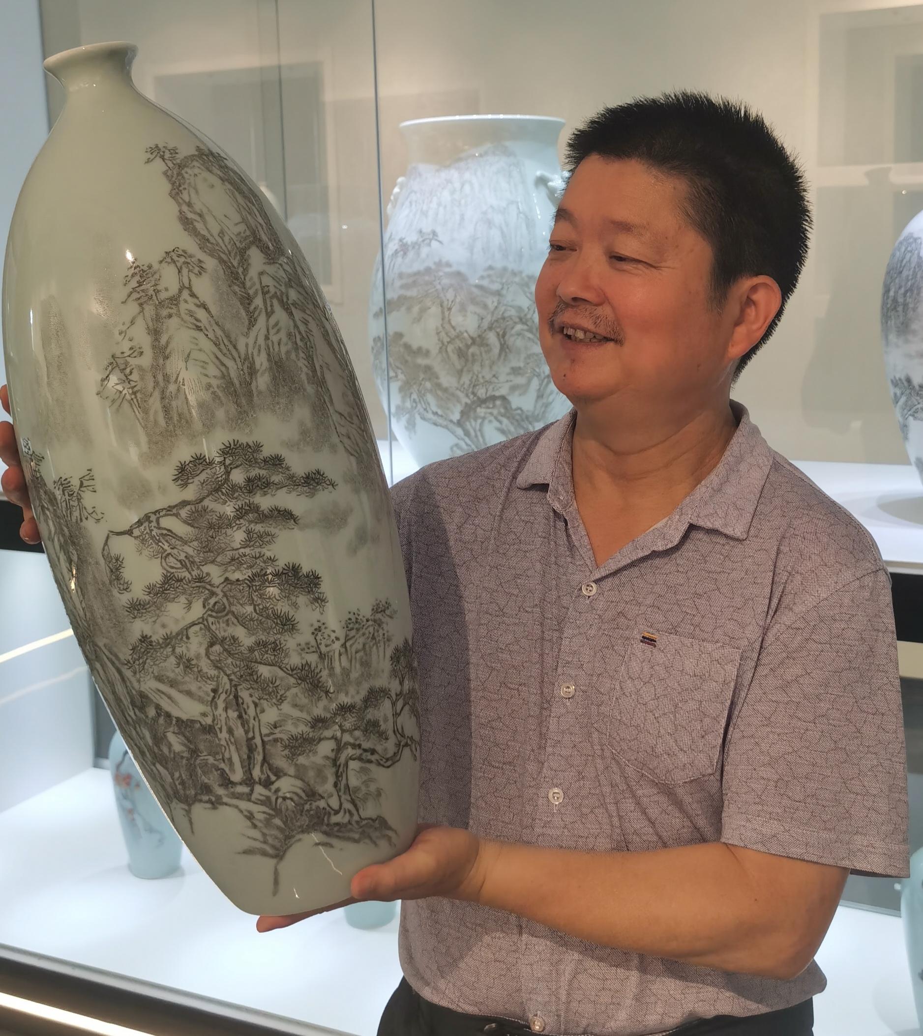 正高级工艺美术师刘永强鲁青瓷作品赏析|陶瓷|刘永强|中国陶瓷_新浪