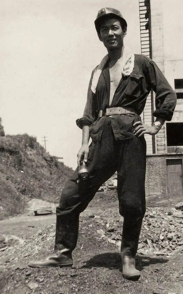 缅怀！著名艺术家侯一民去世，曾参与第三、四套人民币设计休闲区蓝鸢梦想 - Www.slyday.coM