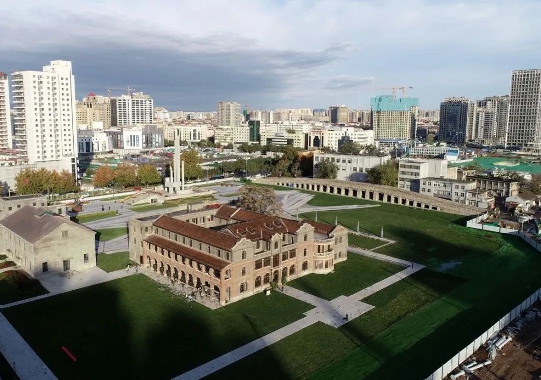 23%)结合,以互联网平台 实体运营的现代化经营模式,结合正太饭店历史