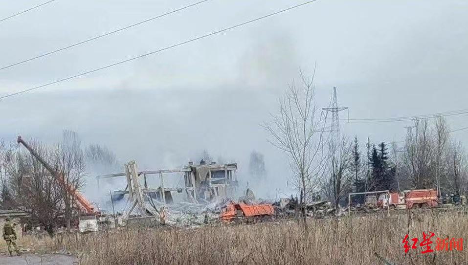 63人死亡！俄军遭“海马斯”袭击背后：新兵新年夜大量使用手机，暴露位置休闲区蓝鸢梦想 - Www.slyday.coM