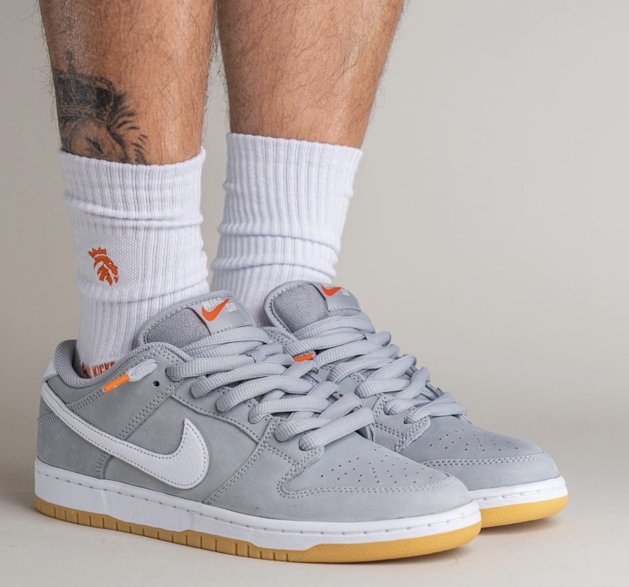 「灰生胶」nike sb dunk low 上脚图来了!今年就发售!