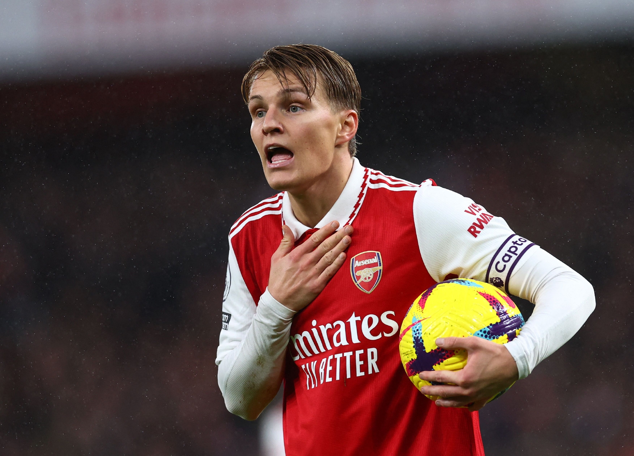 足球——英超:阿森纳平纽卡斯尔联|阿森纳队|纽卡斯尔联队|足球_新浪