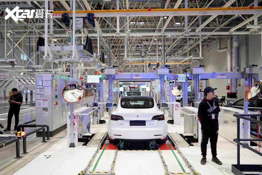 市值暴跌七成 特斯拉的泡沫即将破灭？