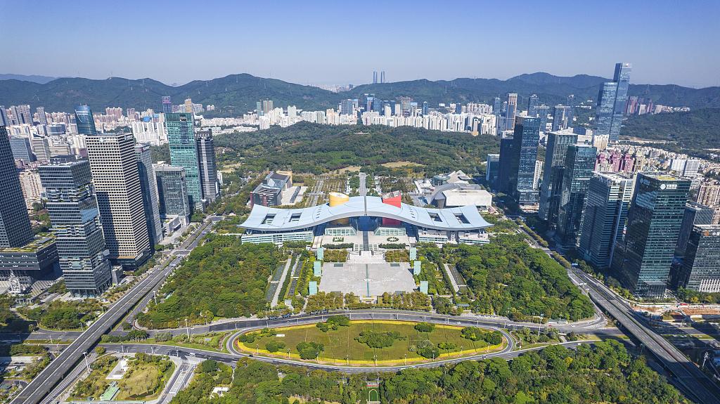 深圳市福田区中心区cbd地标建筑群.视觉中国 资料图