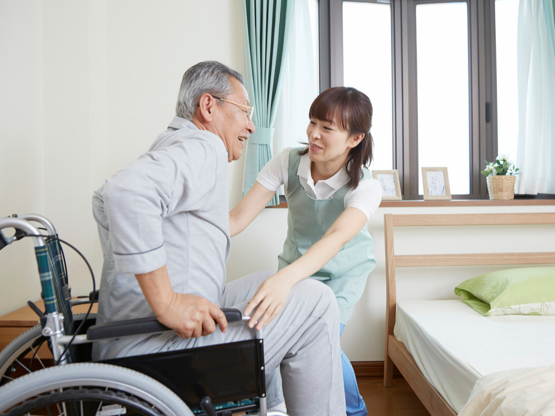 友邦持续优化康养服务关注老年群体身心健康