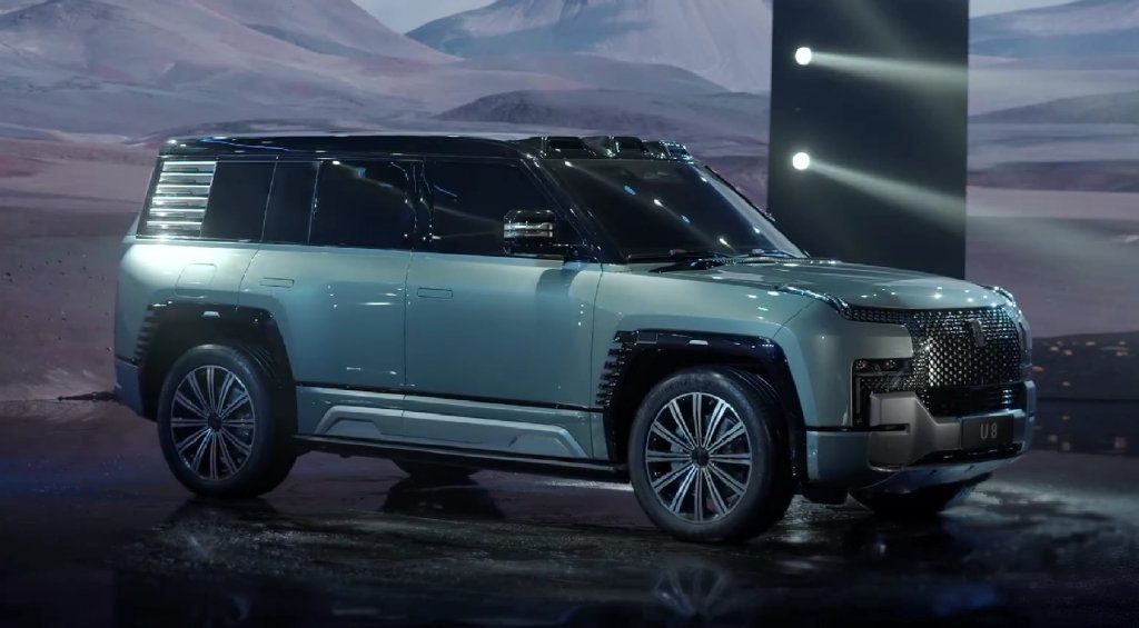 比亚迪仰望两款百万豪车发布|比亚迪_新浪财经_新浪网