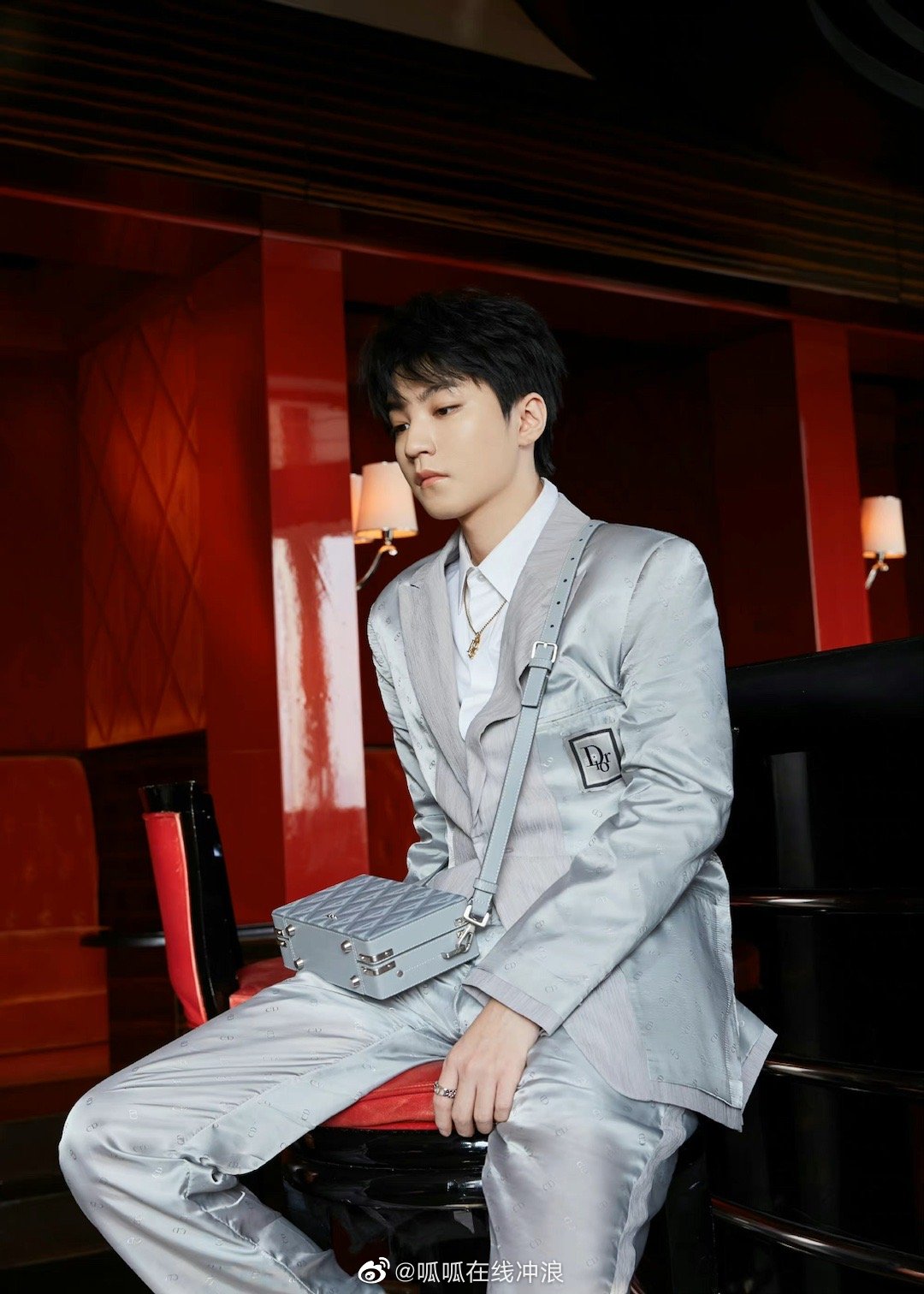 今日工作室营业的小生,王俊凯 陈飞宇|陈飞宇|王俊凯|小生_新浪新闻