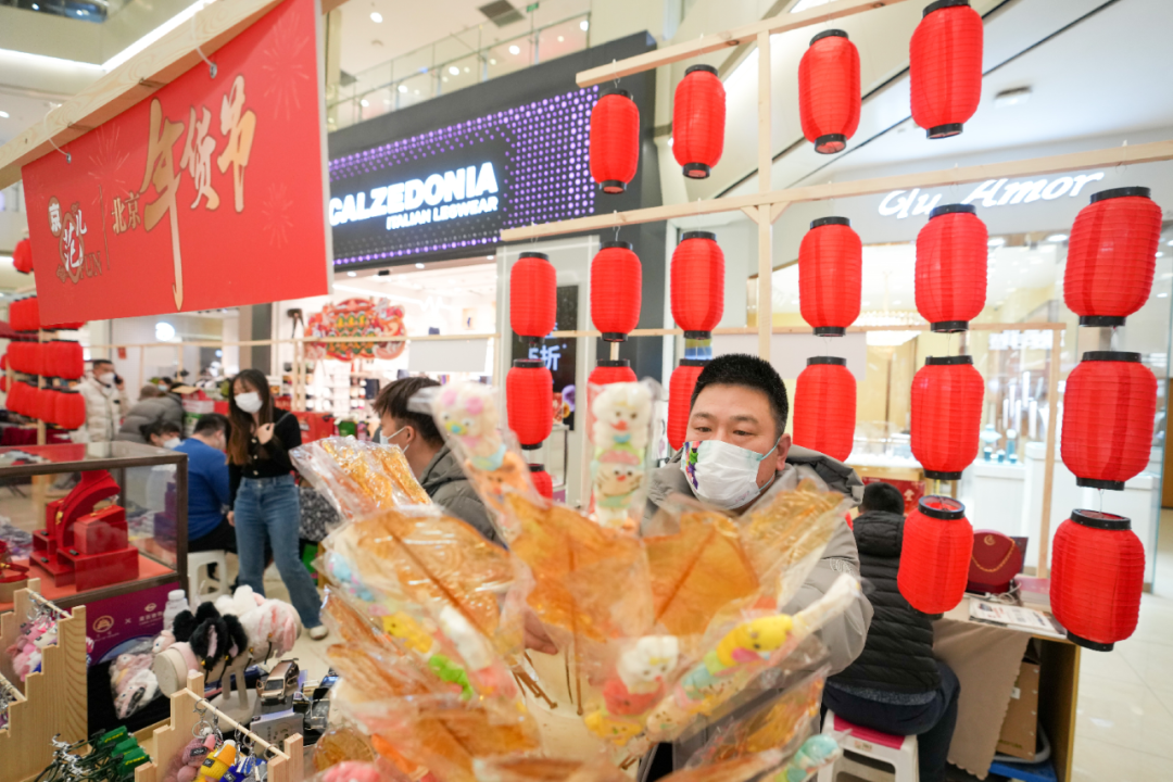 受疫情重创的这三大行业,“烟火气”回来了!