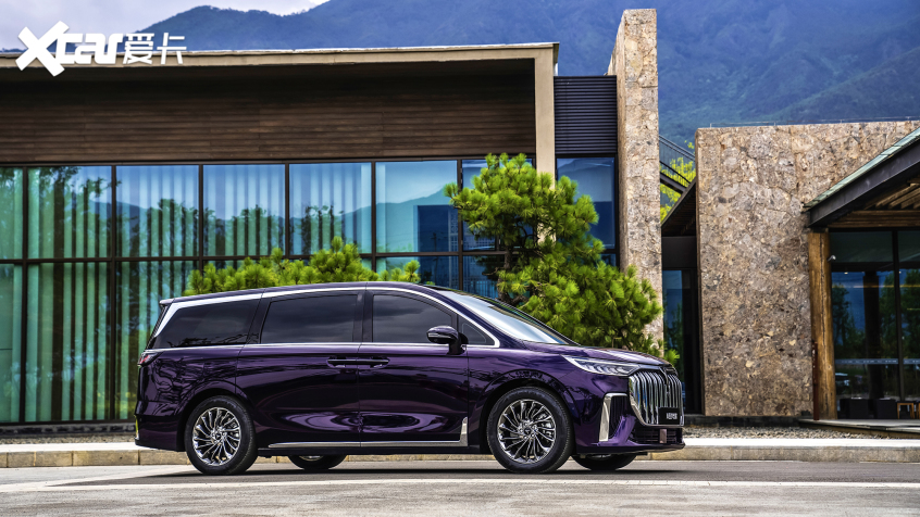 岚图FREE标准版免费升级8155芯片方案