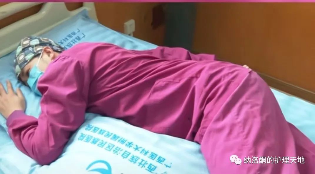 俯卧位通气,有患者趴过直接抢救?送你四大姿势五大护理要点