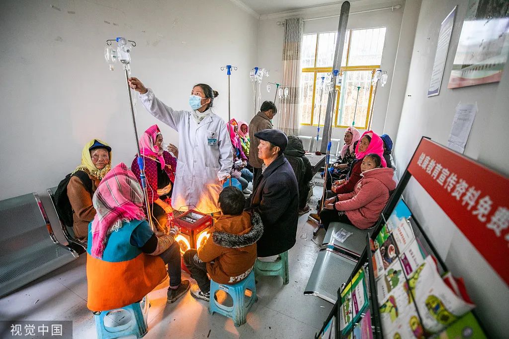 病人开玩笑说我们打针把诊所都打关门了