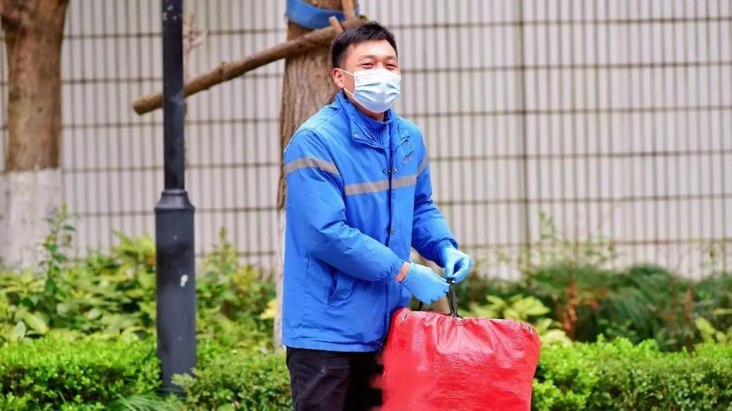 一座超大城市与新冠的"正面对决"|新冠肺炎_新浪财经_新浪网