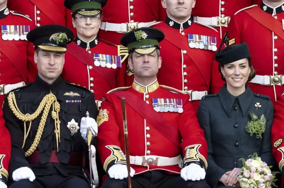 网友:童话里都是骗人的.|王子|王妃|王室_新浪新闻