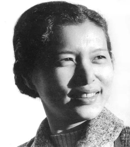 龚普生(1913-2007)