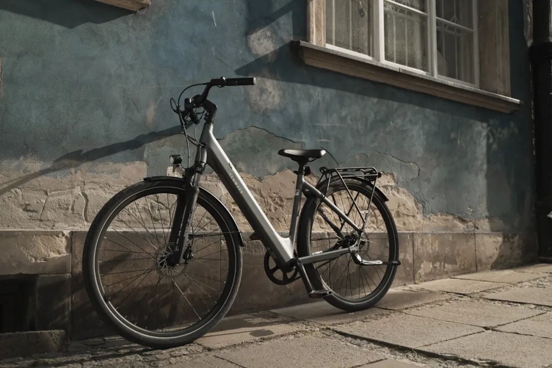 E-bike，畅销欧美的潮流出行单品。