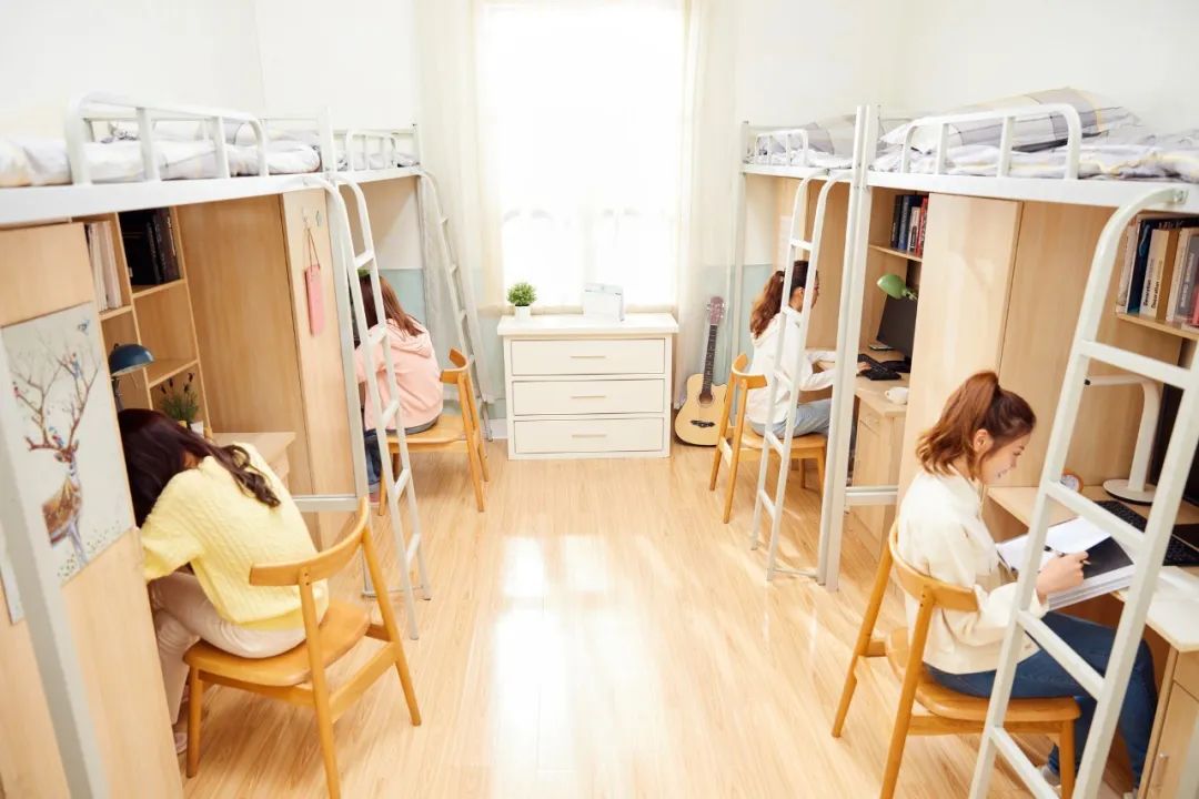 大学宿舍关系还分层级?|宿舍|舍友|层级_新浪新闻