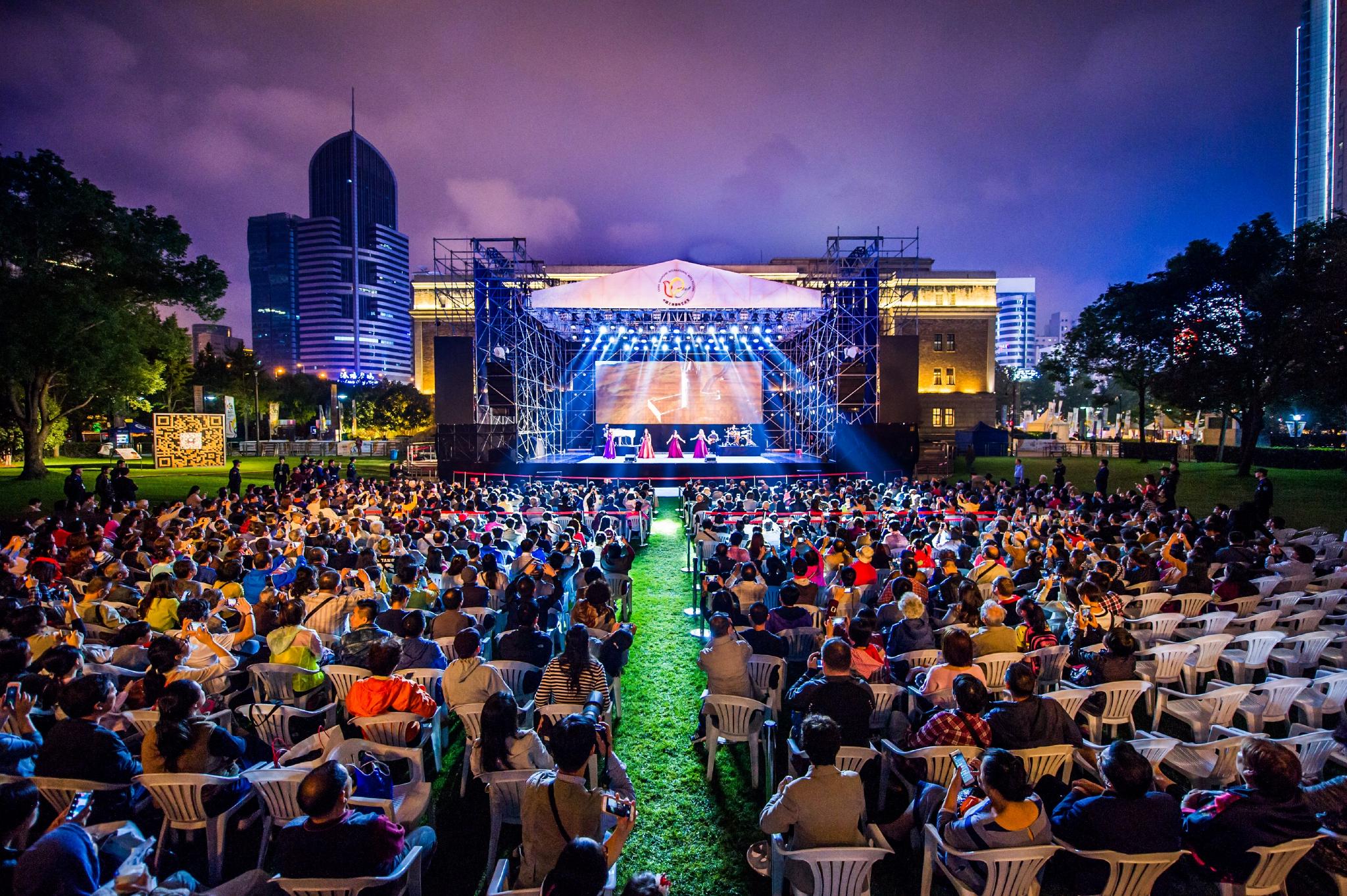 睽违三年10月回归,2023上海国际艺术节项目申报启动