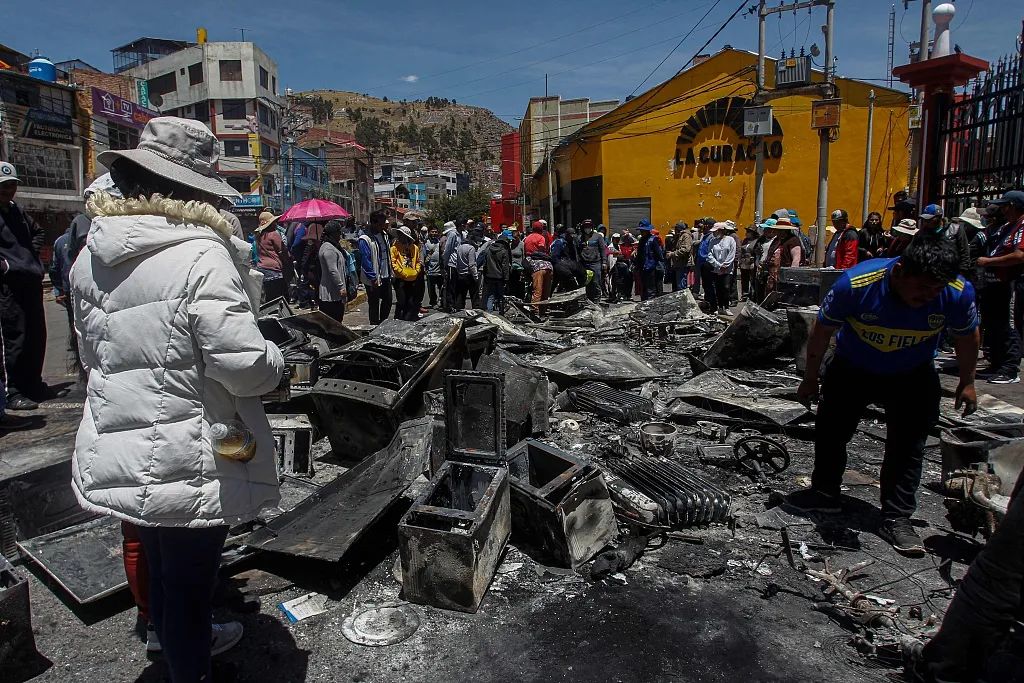 突发！这国总统、总理被调查