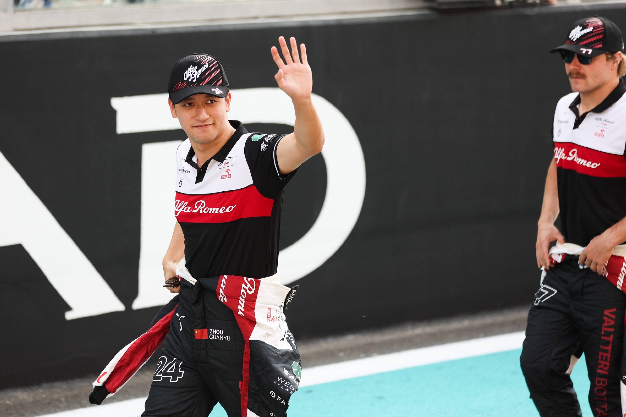 lululemon牵手周冠宇,f1商业价值诱惑众多品牌|f1|周冠宇|f1车队_新浪