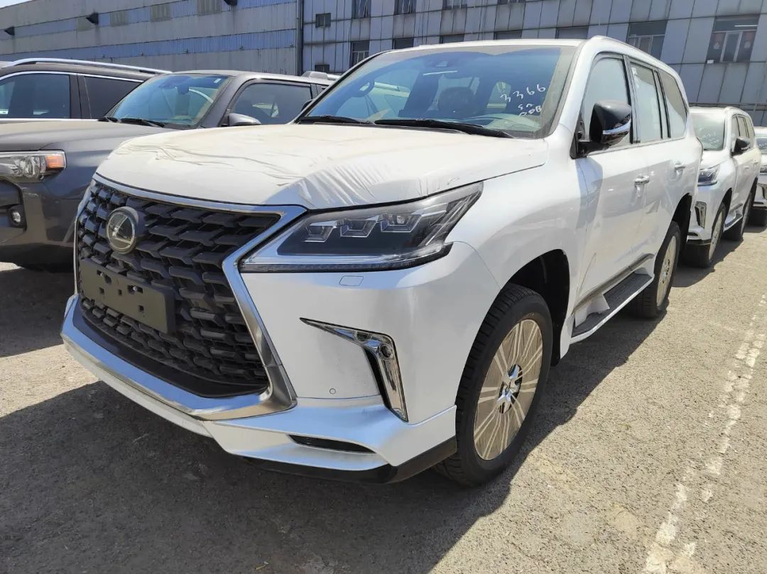绝对的性能优势57lv8大排量自吸雷克萨斯lx570解析