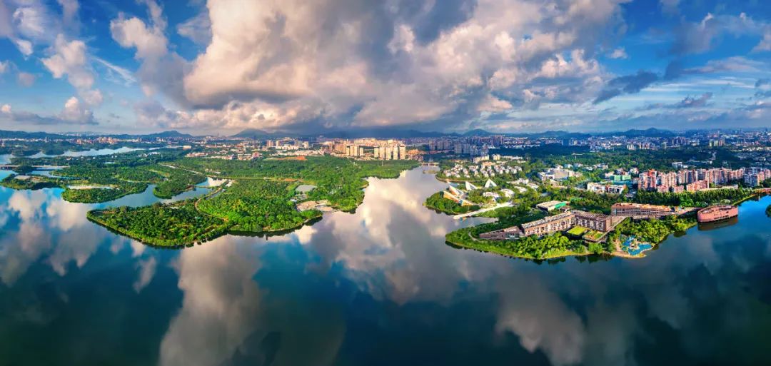 华为松山湖基地.陈帆 摄