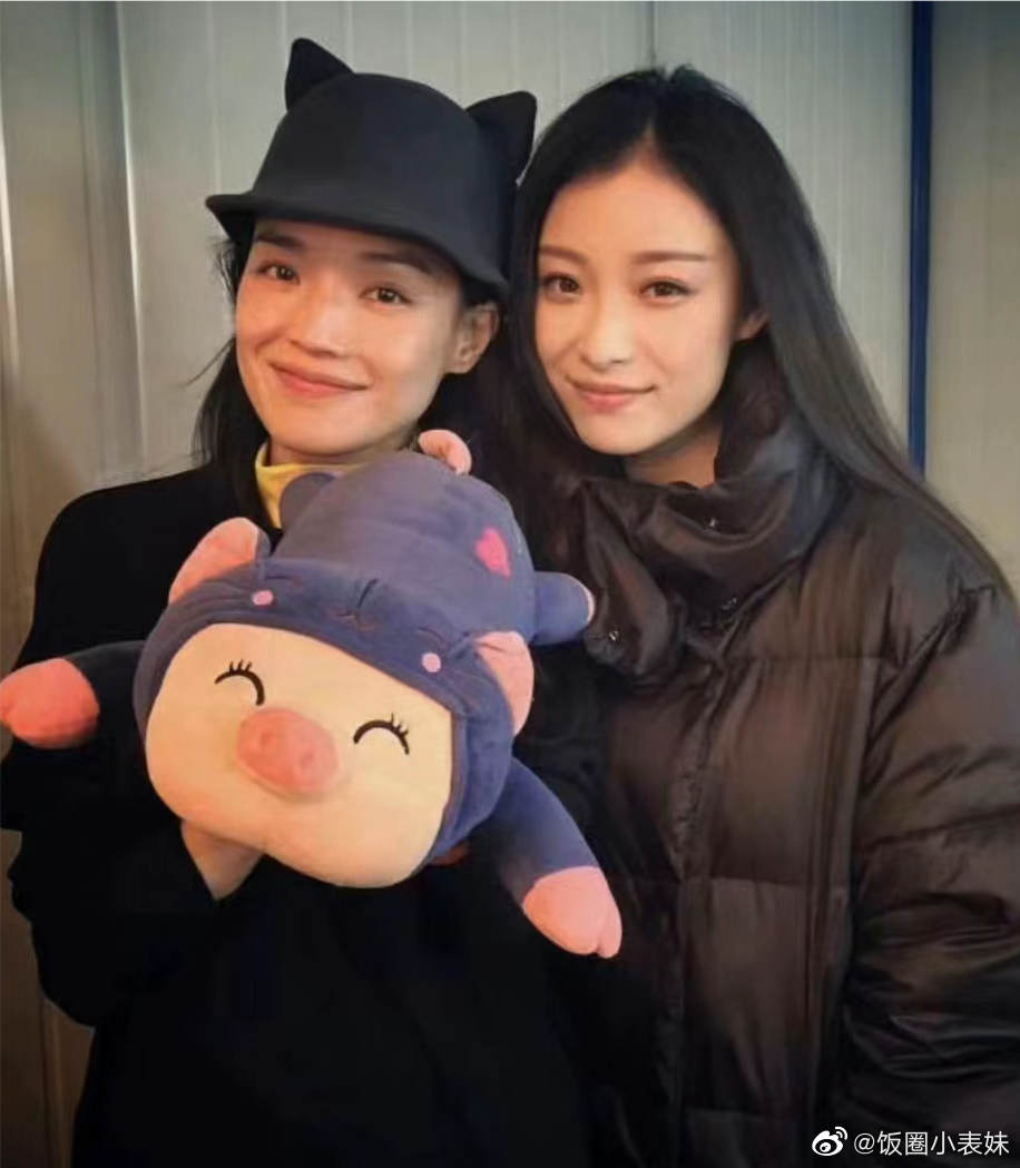 舒淇＆倪妮 好喜欢这种笑起来很舒服的气质型美女