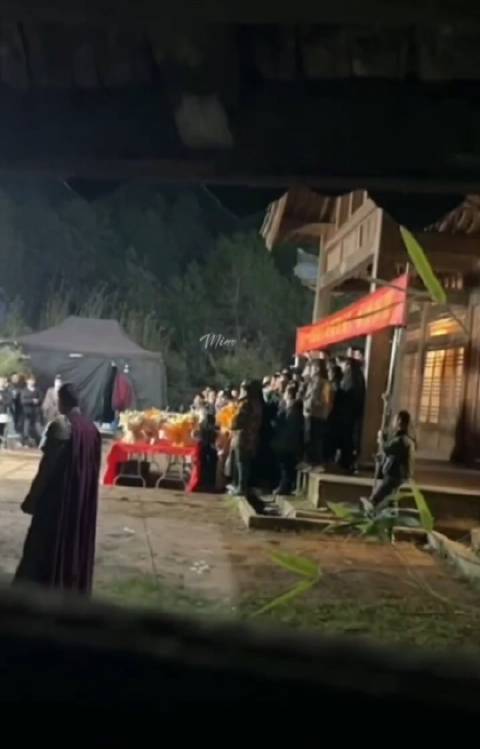 一念关山杀青大吉,辛苦了各位工作人员,感谢导演……_新浪新闻
