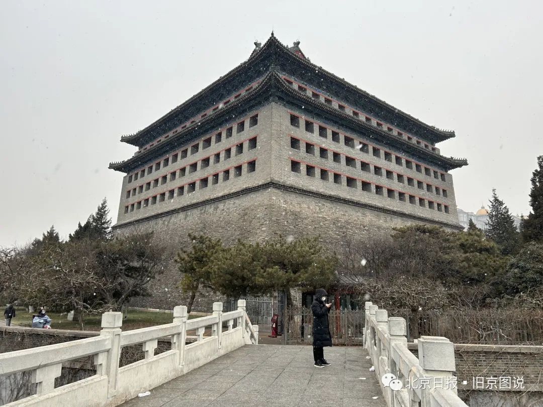 为什么一下雪北京就成了北平?|天安门|端门|北京日报|积雪|长安街_手机新浪网