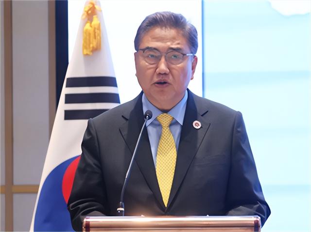 中方签证反制见效了，尹锡悦向外长朴振下令，要求其对华说明立场休闲区蓝鸢梦想 - Www.slyday.coM