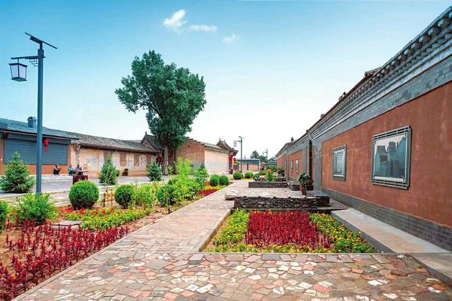 大同市广灵县涧西村街景.本报通讯员摄