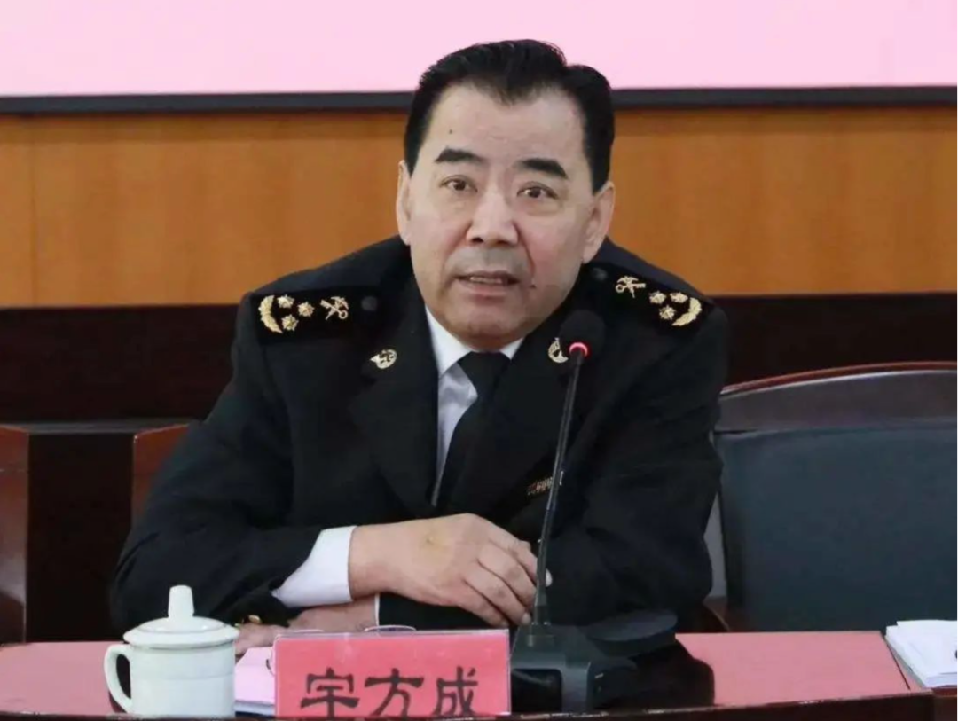正厅级"一把手"与两下属同日被双开|海关_新浪财经_新浪网