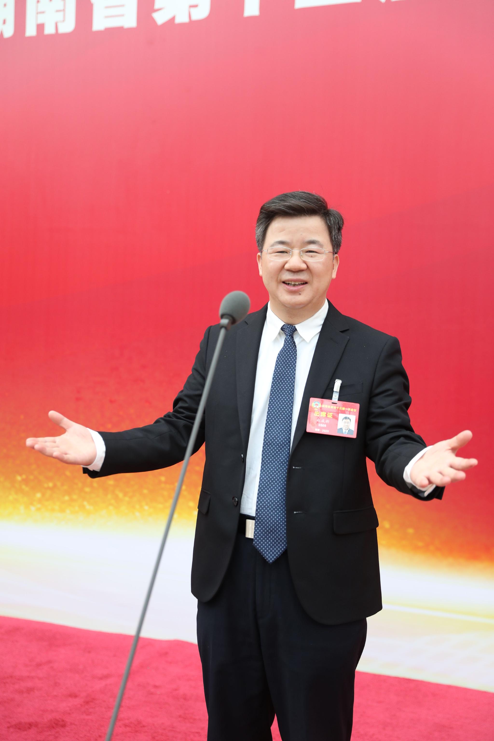 直击"委员通道"丨赵成新:在建设宜居宜业和美乡村中担当作为|农村