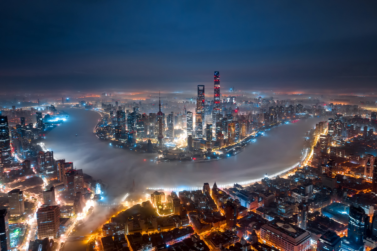 1月13日5时50分,浦江两岸.肖扬/ip shanghai 图