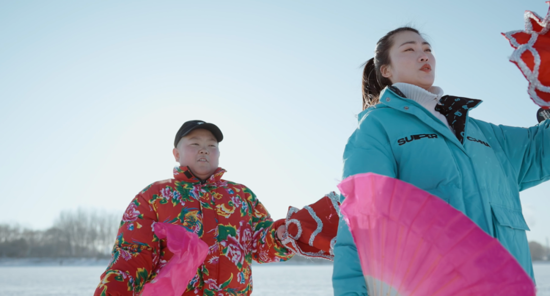 二人转大剧院:从没人到场场爆满,台柱子笑翻了|二人转_新浪财经_新浪