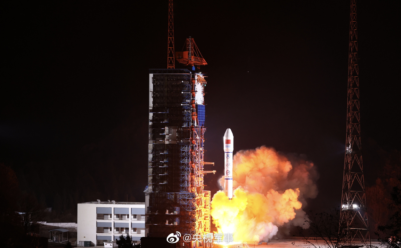 我国在西昌卫星发射中心使用长征二号丙运载火箭,成功将亚太6e卫星